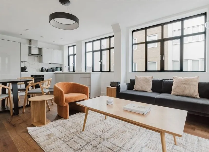 2 bed flat to rent — Henriques Street, Aldgate, E1