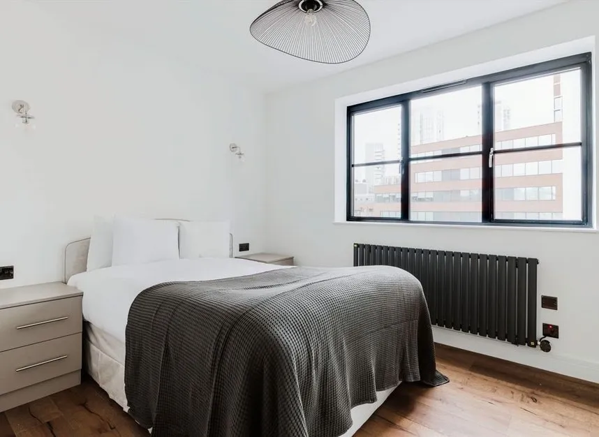 Henriques Street, Aldgate, E1, photo 4