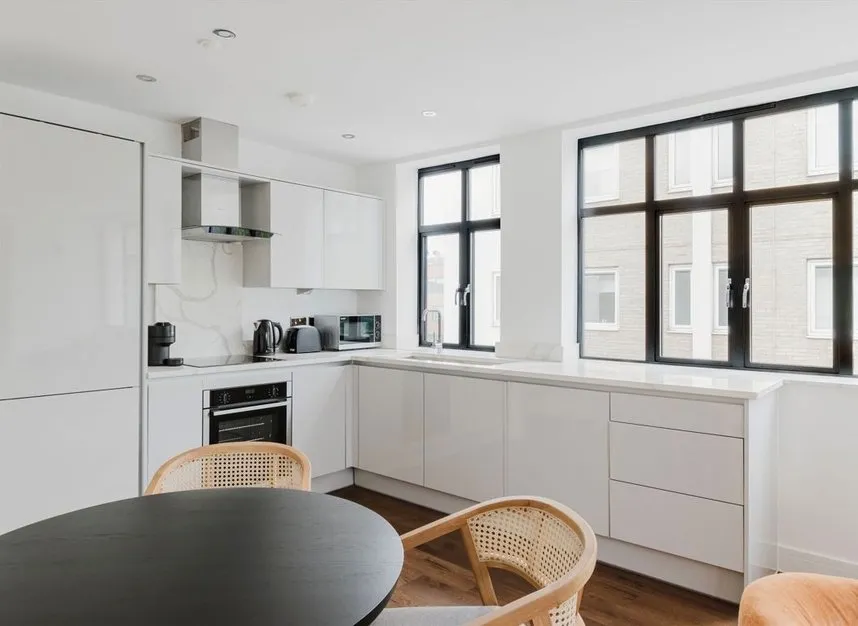 Henriques Street, Aldgate, E1, photo 3