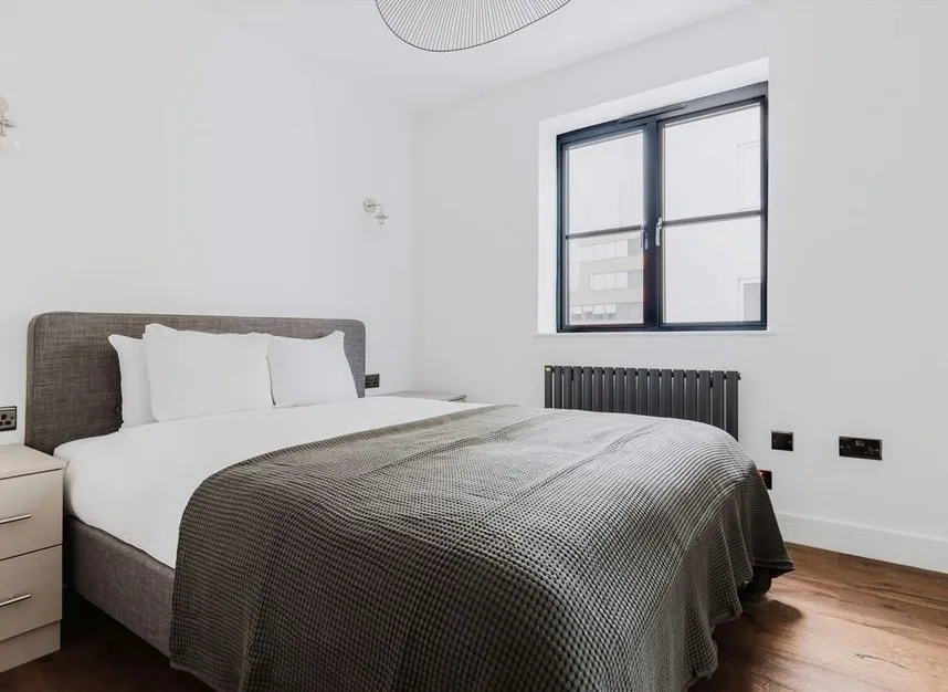 Henriques Street, Aldgate, E1, photo 5