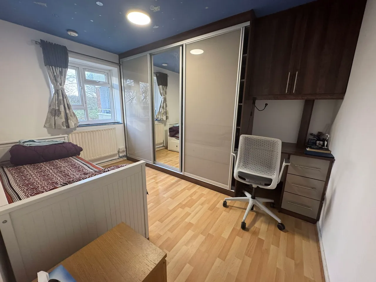 Old Ruislip Road, Northolt, UB5, photo 6
