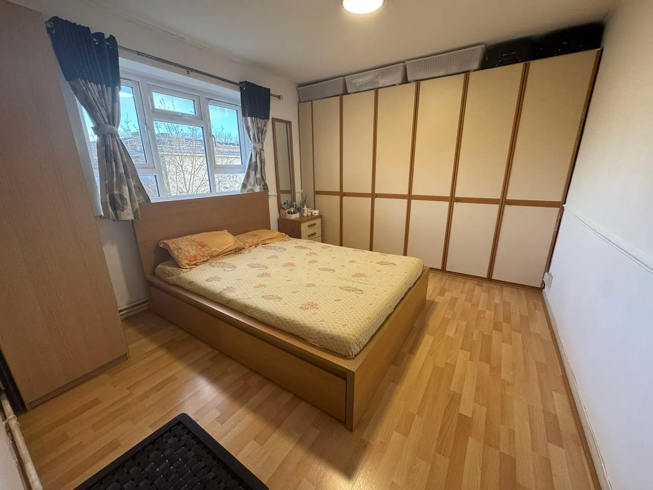 Old Ruislip Road, Northolt, UB5, photo 7