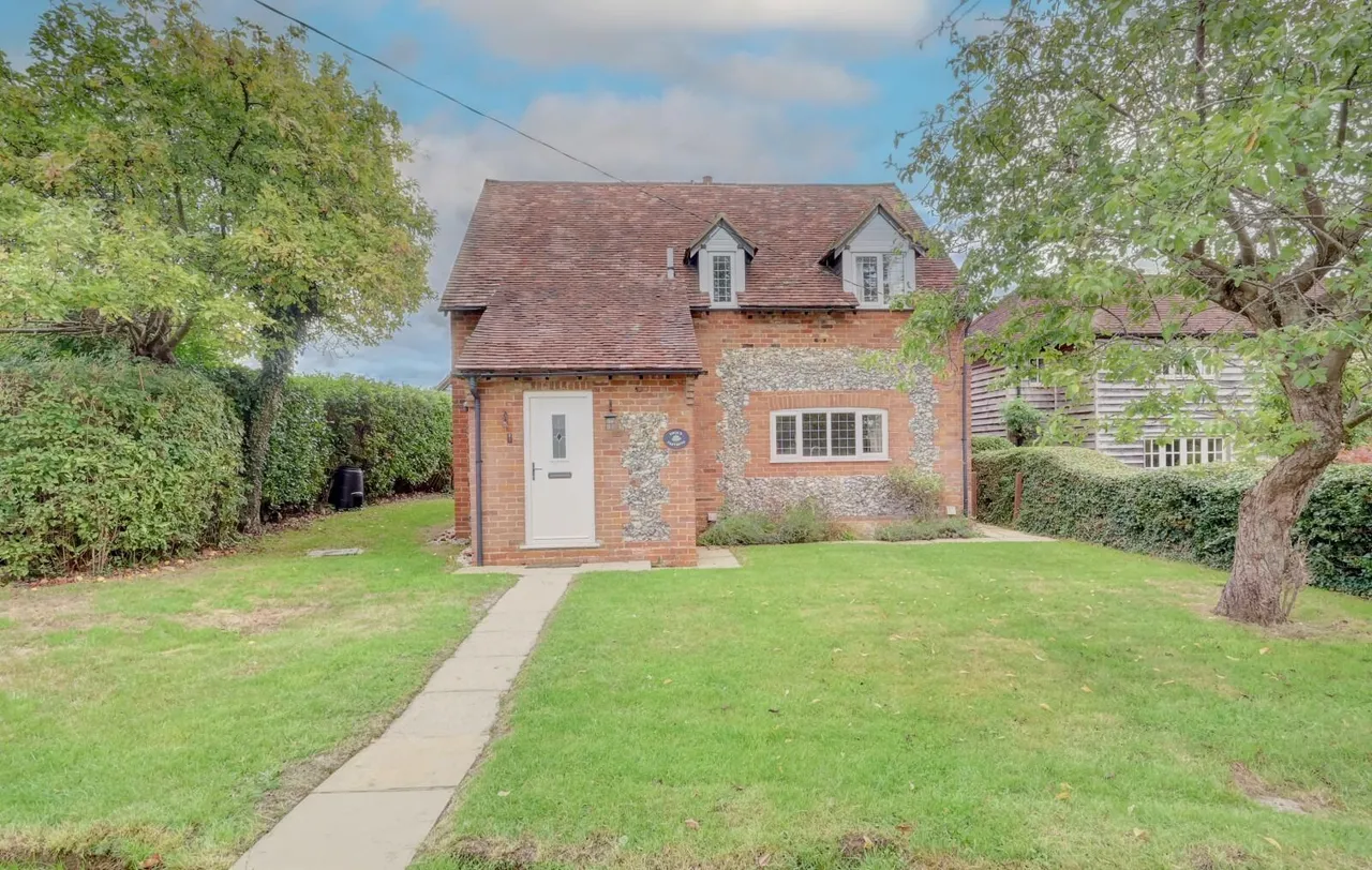 4 bed house for sale, Studridge Lane, Speen, HP27