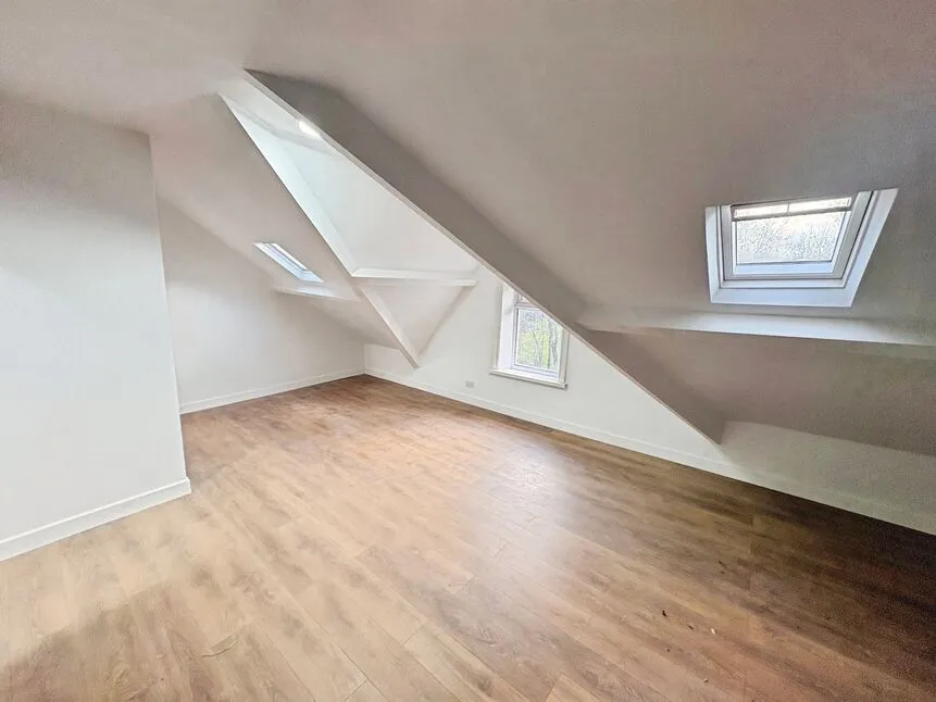 Somerset Road, Huddersfield, West Yorkshire, HD5, photo 8