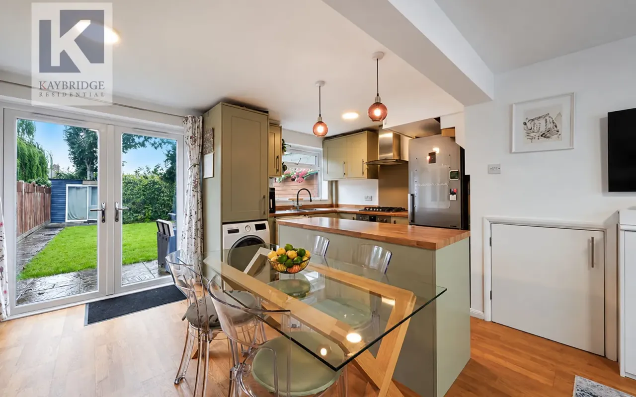 Huntingdon Gardens, Worcester Park, KT4, photo 9