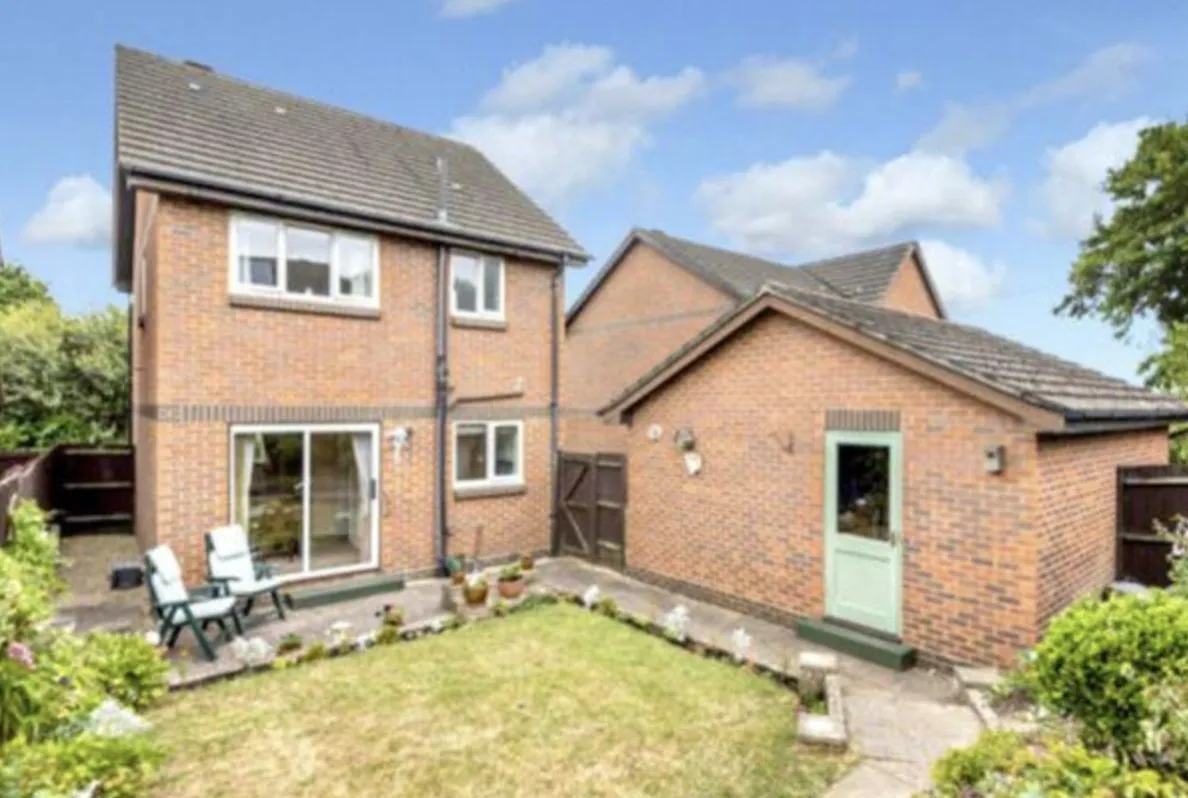 Upper Barn Copse, Fair Oak, SO50, photo 13