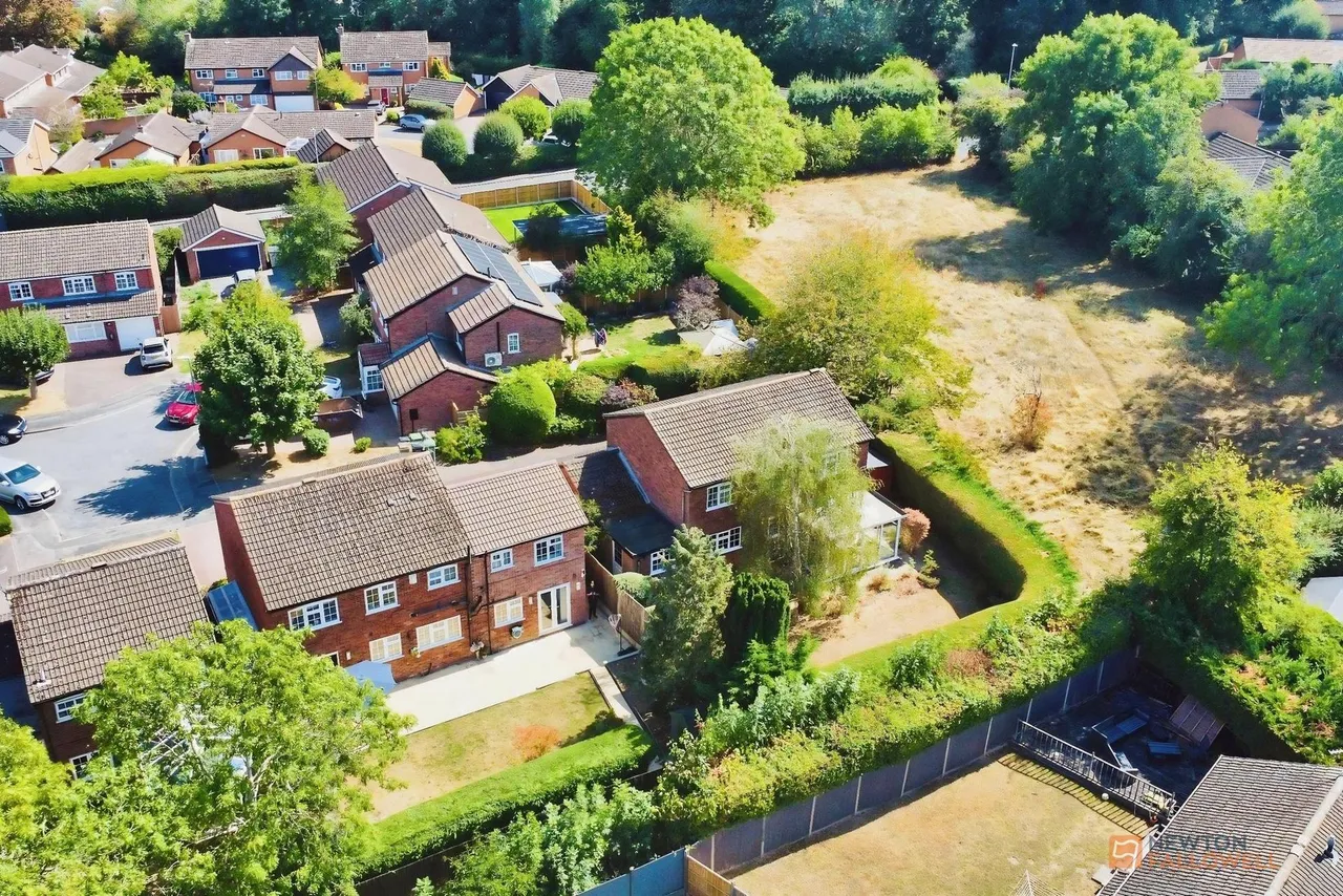 Thurlow Close, Oadby, LE2, photo 26