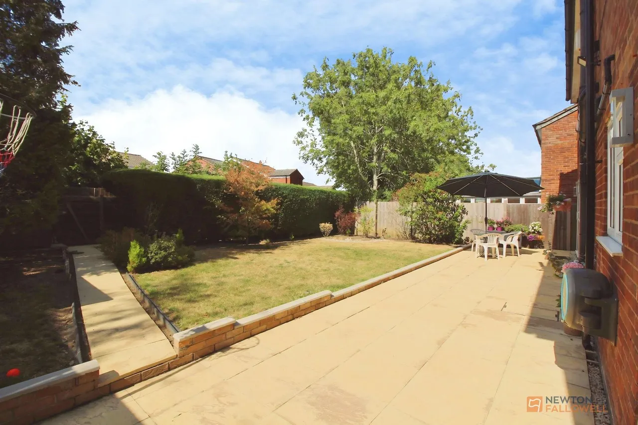 Thurlow Close, Oadby, LE2, photo 24