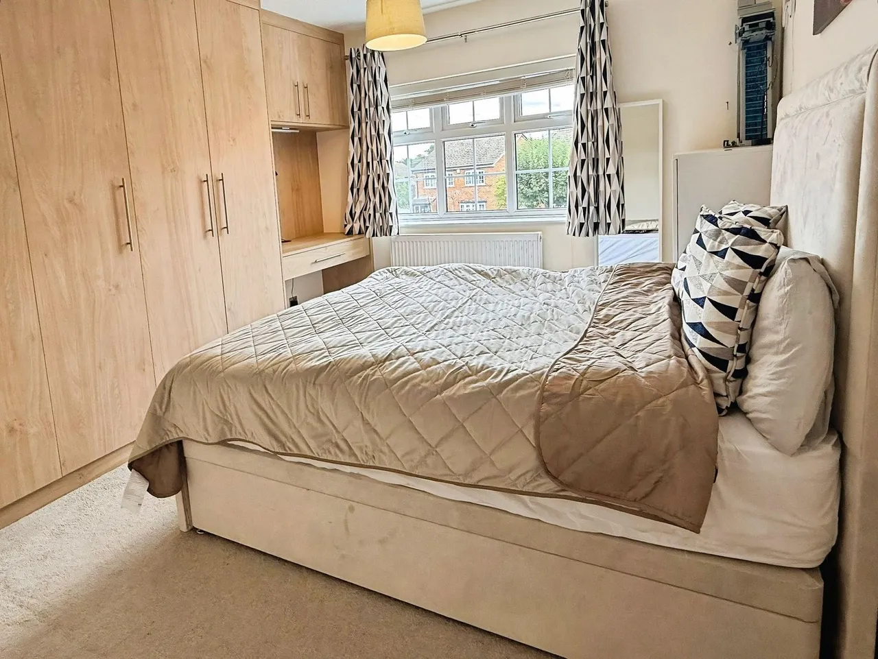 Thurlow Close, Oadby, LE2, photo 21