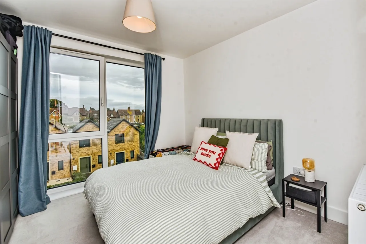 Caxton Road, Frome, BA11, photo 5