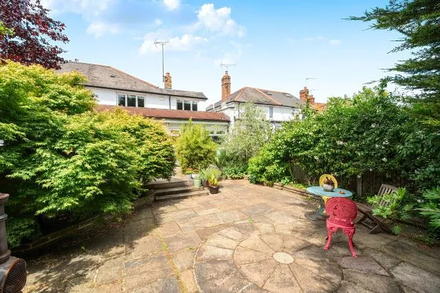 Halliford Road, Sunbury-on-Thames, TW16, photo 24