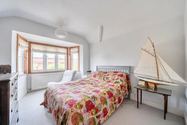 Halliford Road, Sunbury-on-Thames, TW16, photo 14