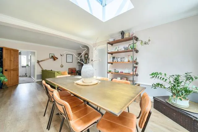 Halliford Road, Sunbury-on-Thames, TW16, photo 11