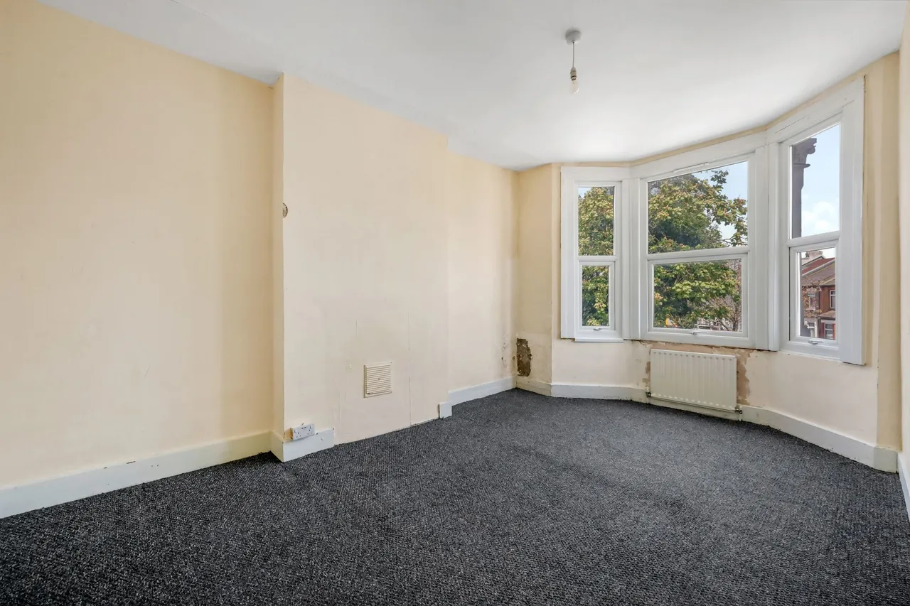 Chaplin Road, London, NW2, photo 10