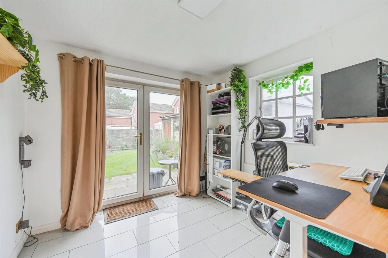Glendale Drive, Spondon, DE21, photo 7