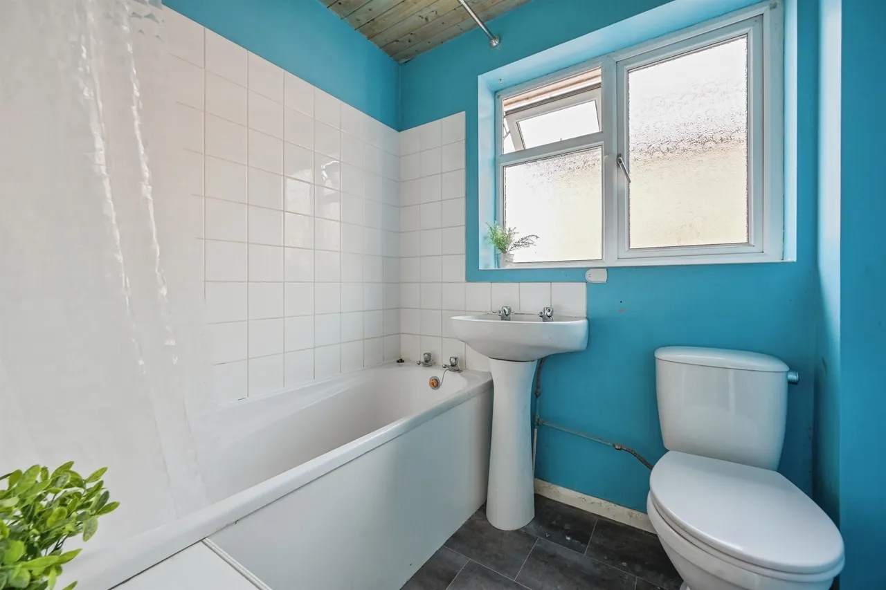 Glendale Drive, Spondon, DE21, photo 12