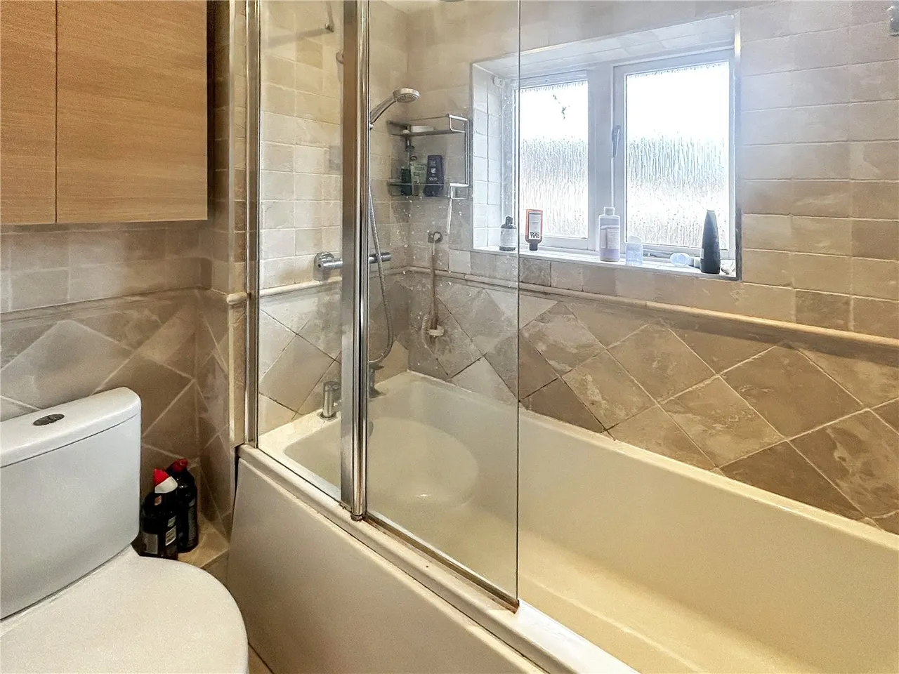 Simmons Court, Wellesbourne, Warwick, Warwickshire, CV35, photo 5