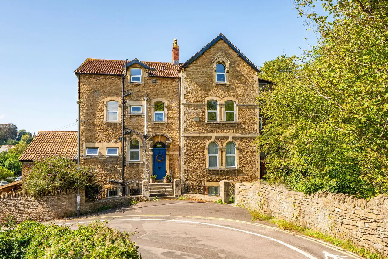 1 bed flat for sale, Bridge Street, Frome, BA11