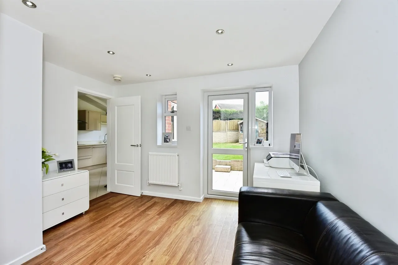 Bramshill Close, Sothall, Sheffield, photo 5