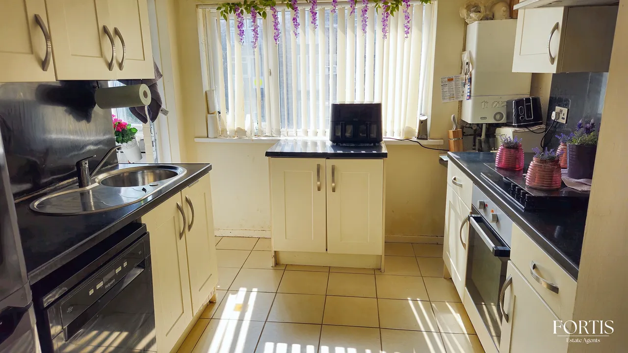 St. Fagans Rise, Cardiff, CF5, photo 5