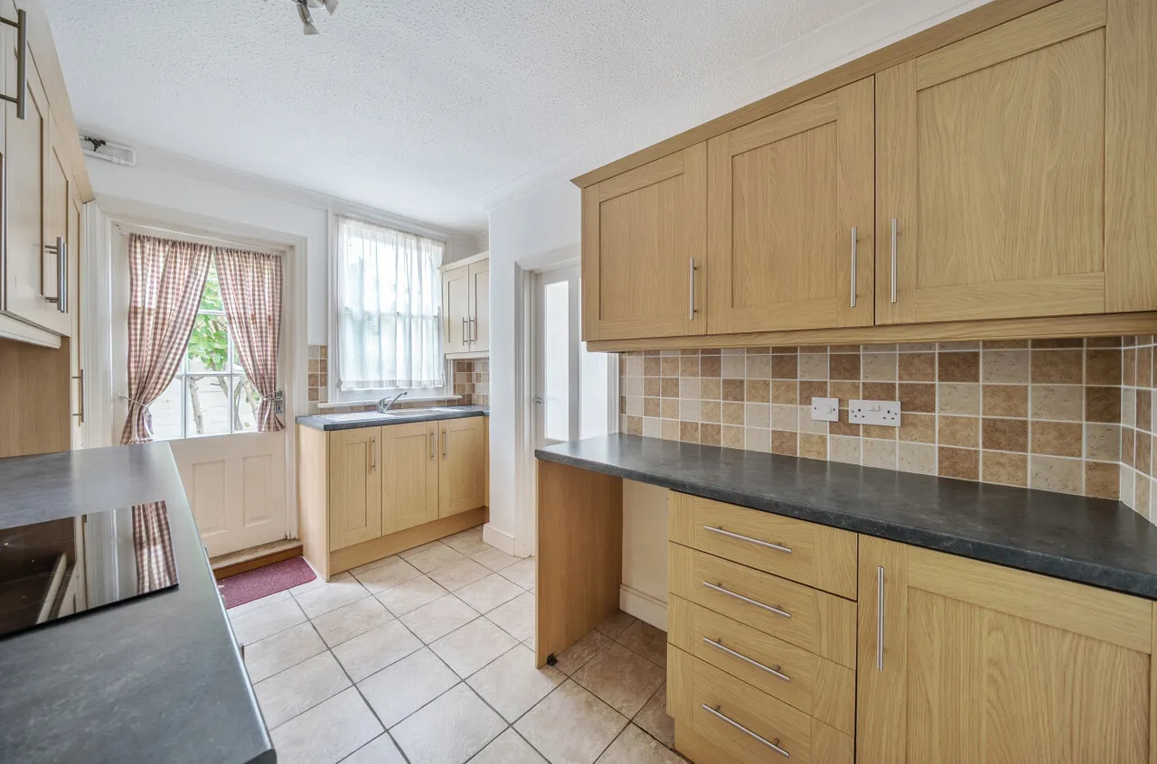 Alexandra Road, Worthing, BN11, photo 3