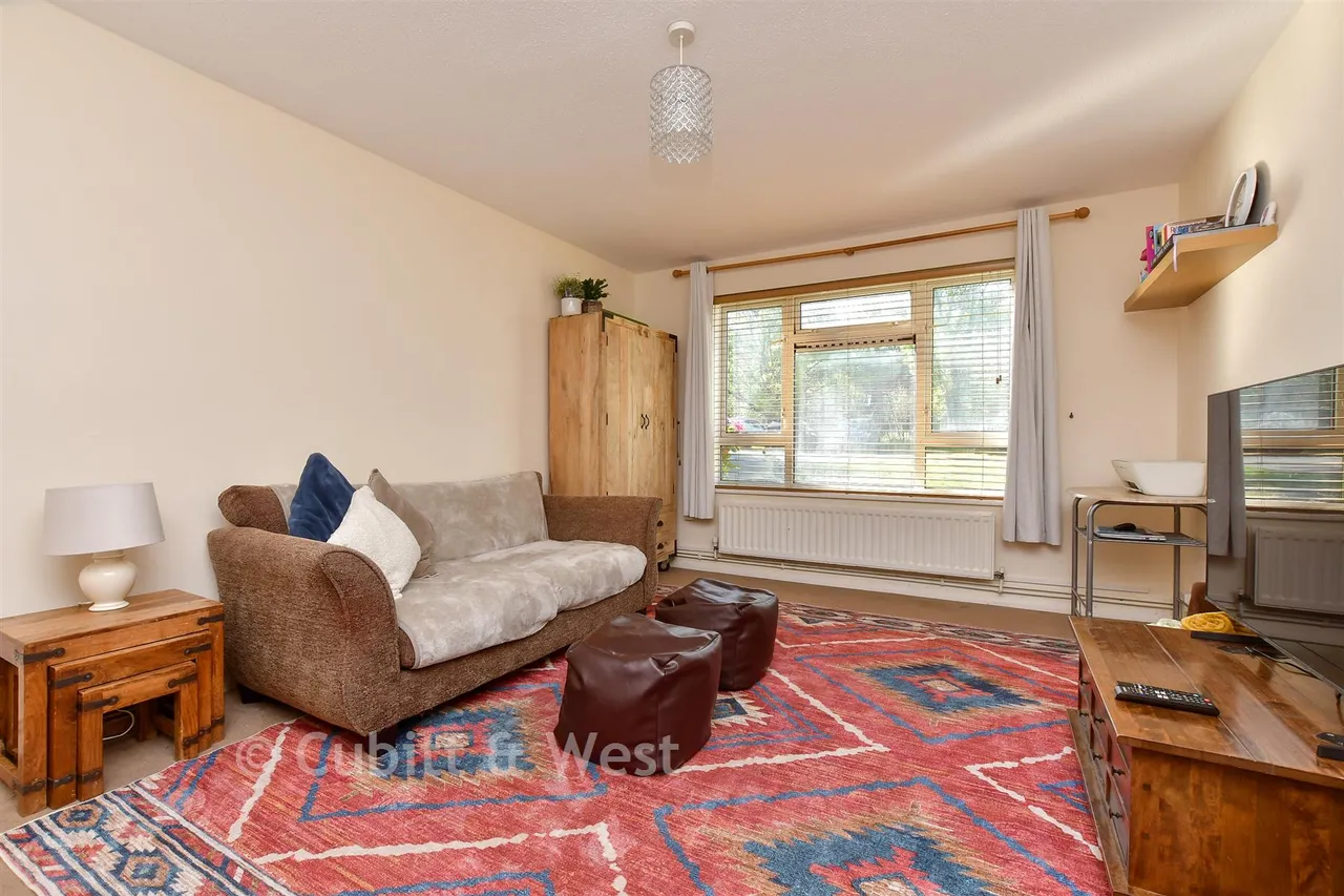 Levett Road, Leatherhead, KT22, photo 6
