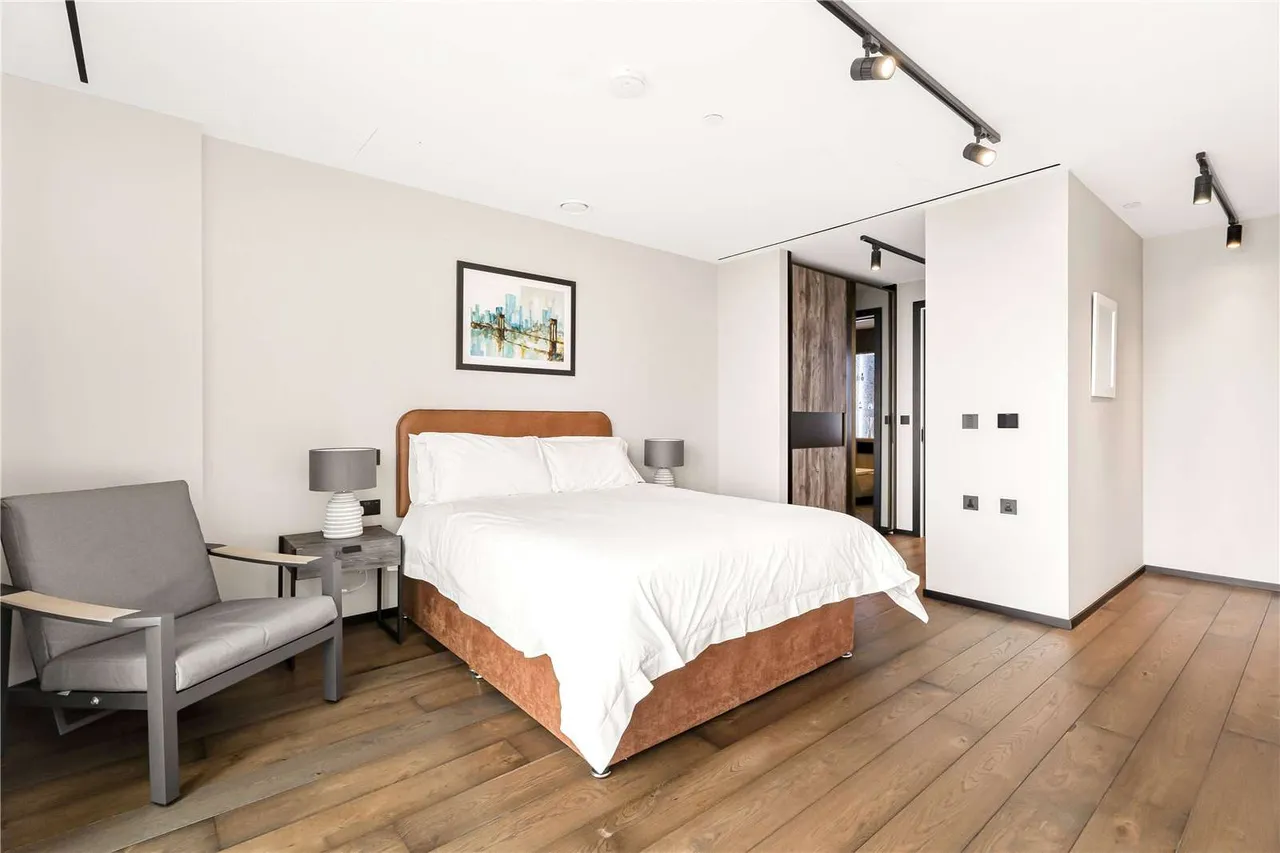 Hewett Street, London, EC2A 3NL, photo 10