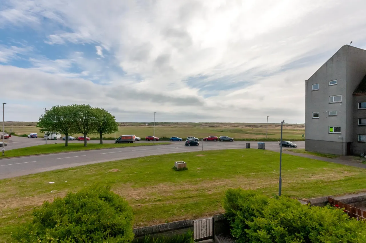 School Walk, Seaton, AB24, photo 4