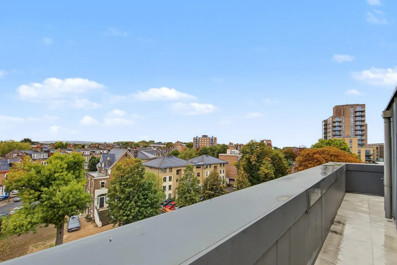 Green Lanes Walk, London, N4, photo 11