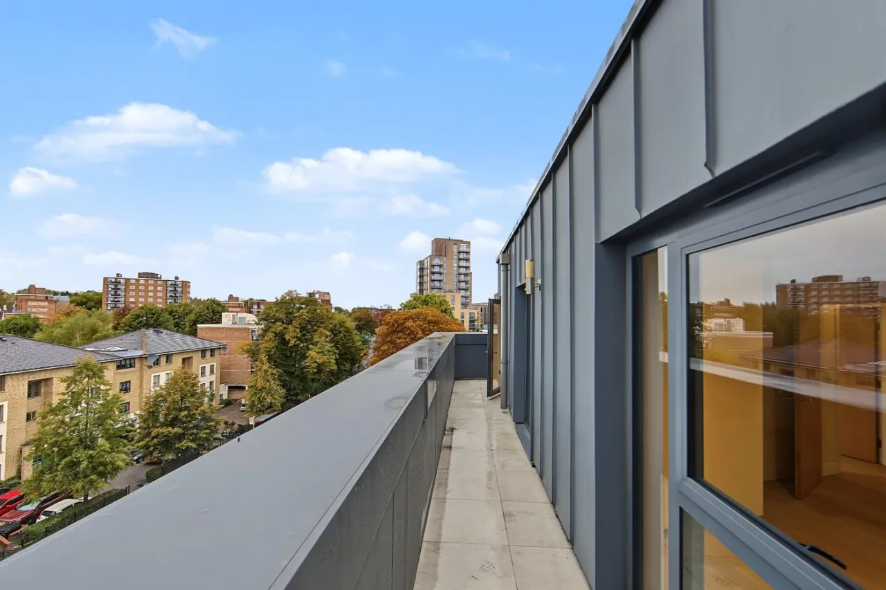 Green Lanes Walk, London, N4, photo 10
