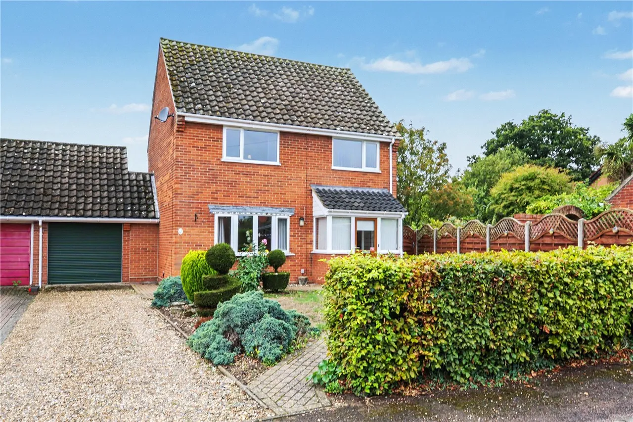 3 bed house for sale — Windmill Close, Poringland, Norwich, Norfolk, NR14