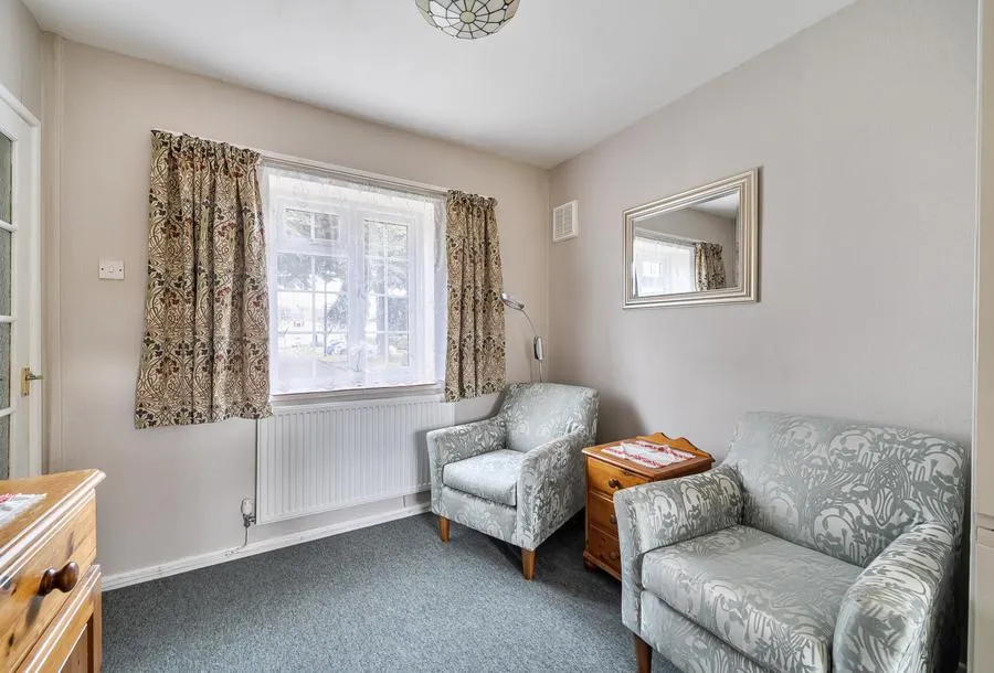 Redgrove Road, Cheltenham, GL51, photo 6