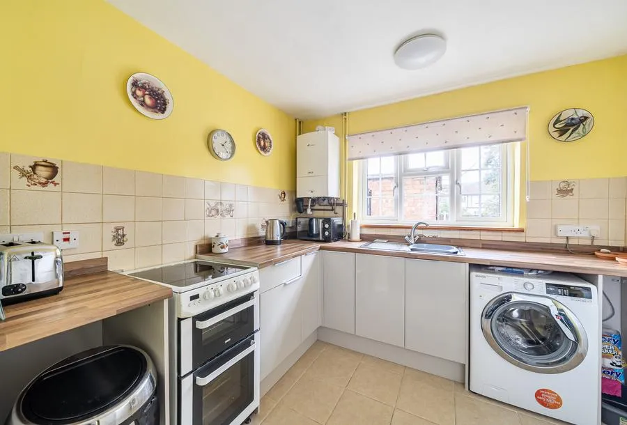 Redgrove Road, Cheltenham, GL51, photo 5