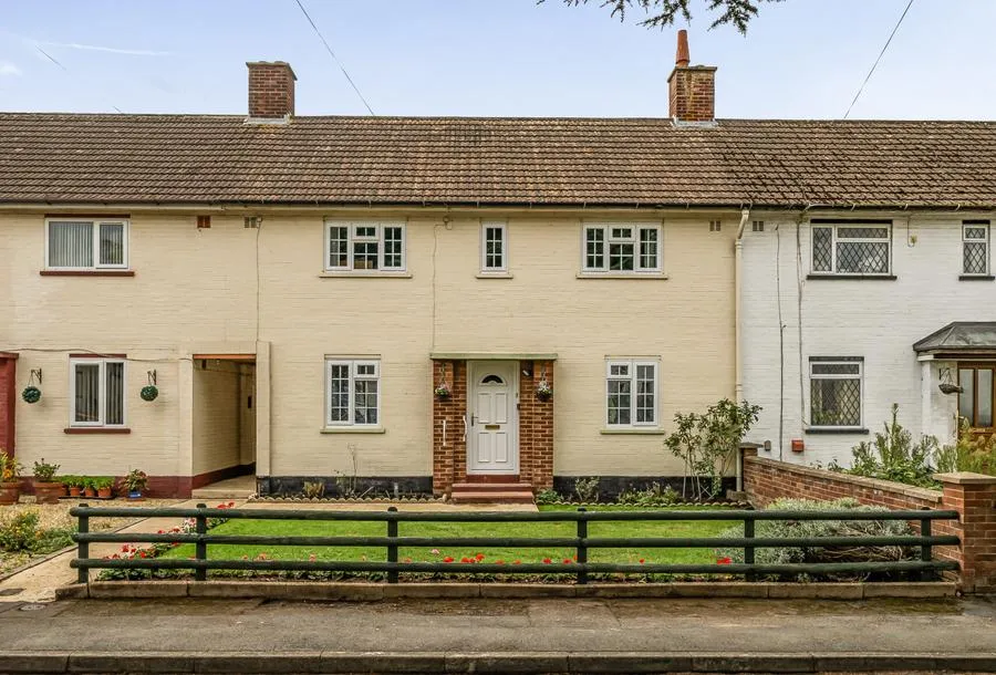 3 bed house for sale, Redgrove Road, Cheltenham, GL51
