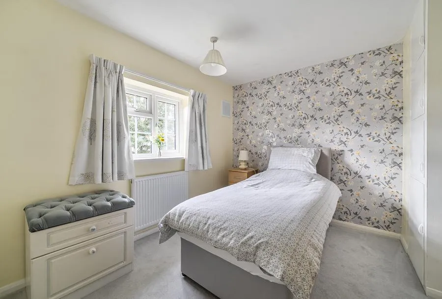 Redgrove Road, Cheltenham, GL51, photo 10