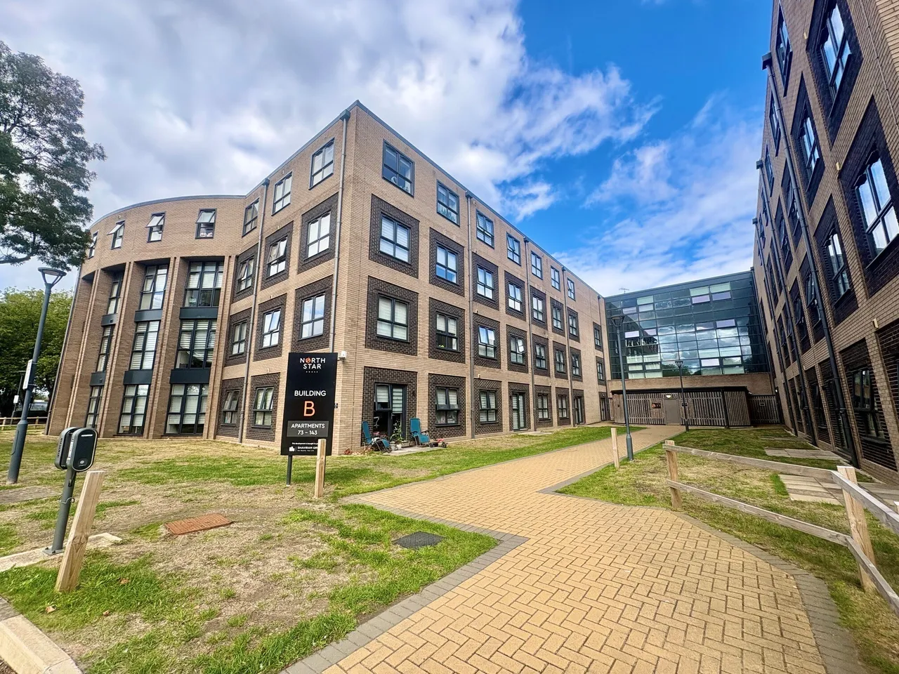 1 bed flat to rent — NORTH STAR HOUSE