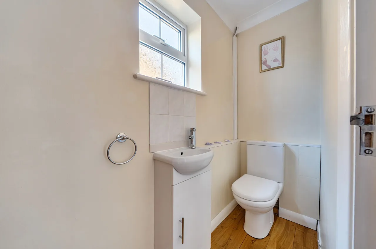Downlands Way, South Wonston, SO21, photo 12