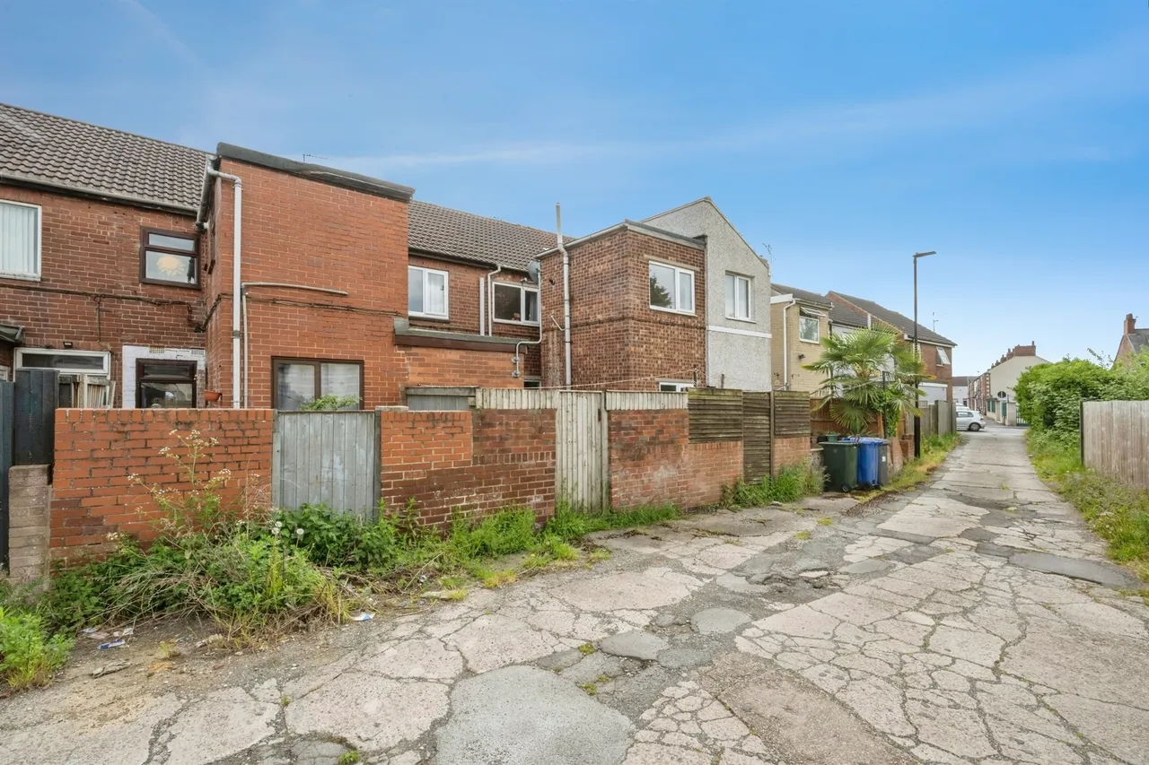 Daw Lane, Bentley, Doncaster, photo 12