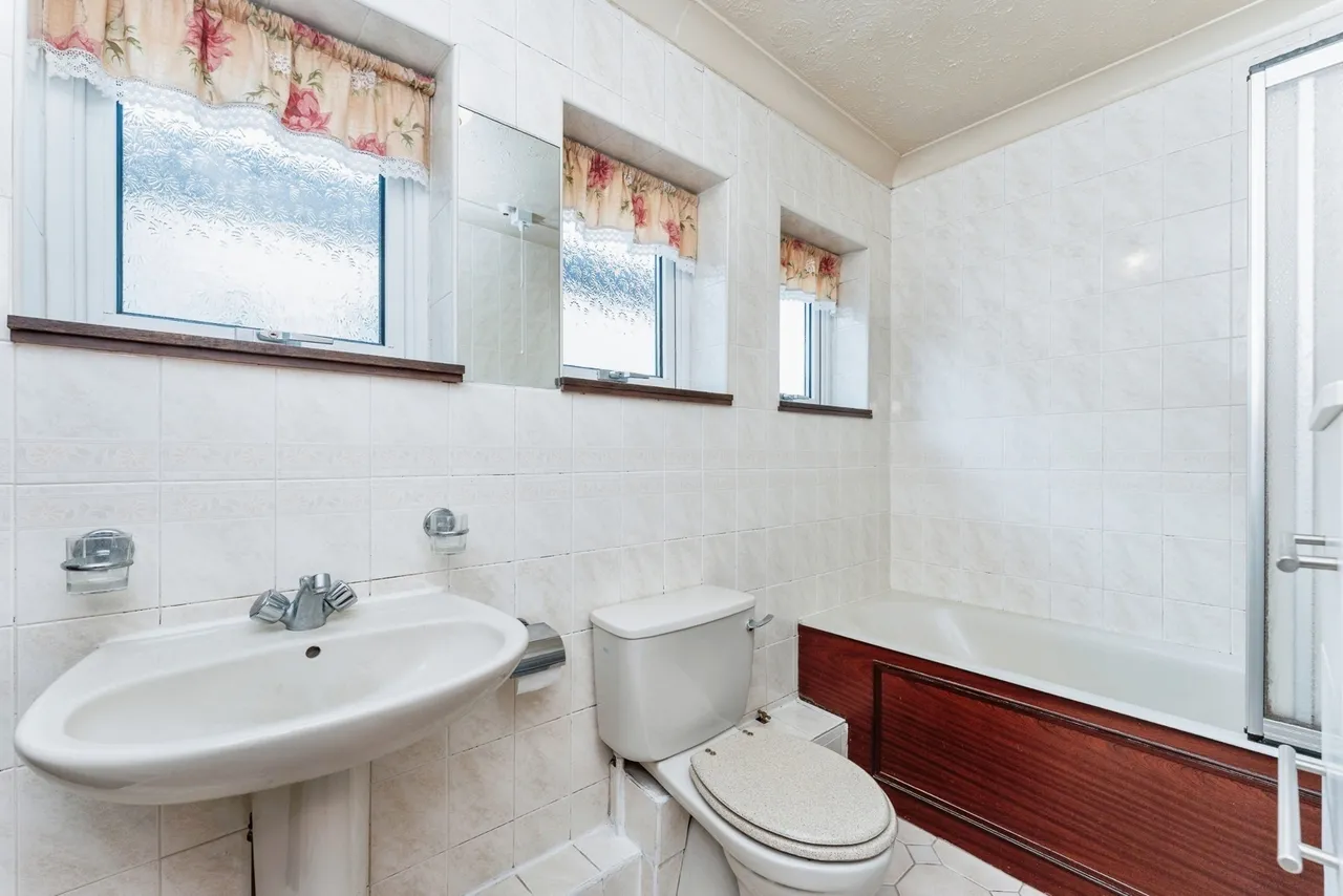 Beechwood Close, Mold, CH7, photo 20