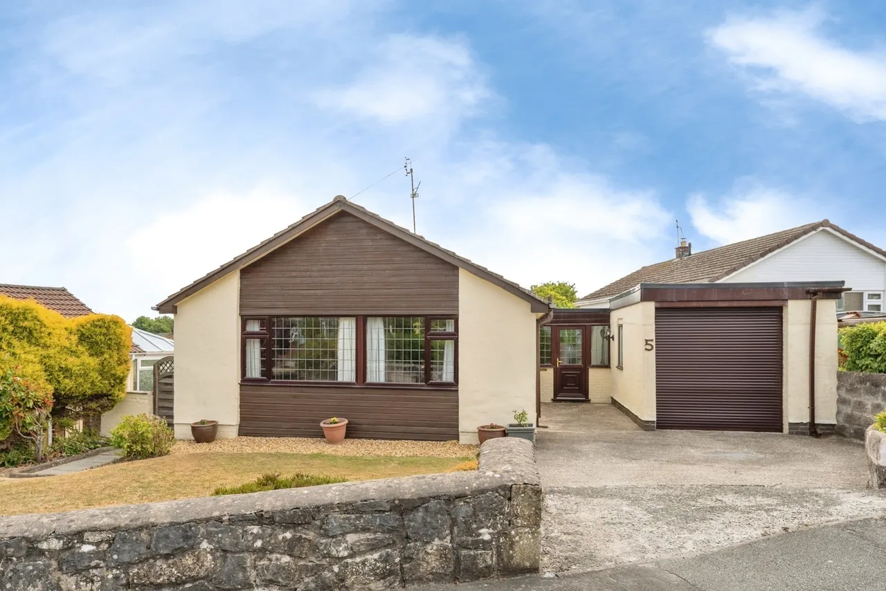 Beechwood Close, Mold, CH7, photo 7
