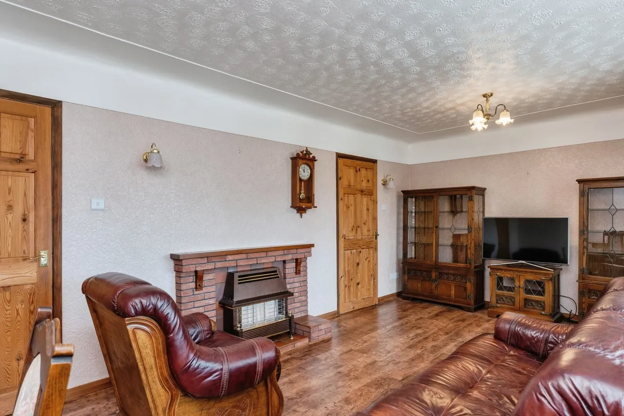 Beechwood Close, Mold, CH7, photo 6