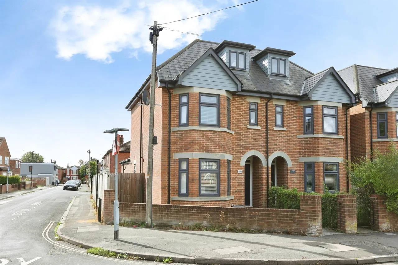 4 bed house for sale, Waterloo Road, Southampton, SO15