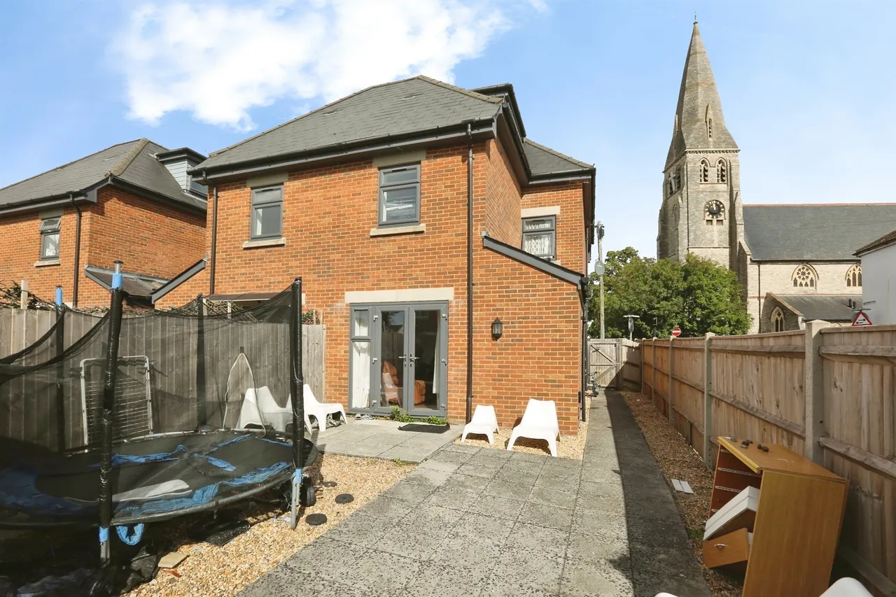 Waterloo Road, Southampton, SO15, photo 17