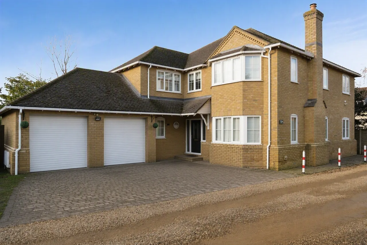 5 bed house for sale — Creek Road, MARCH