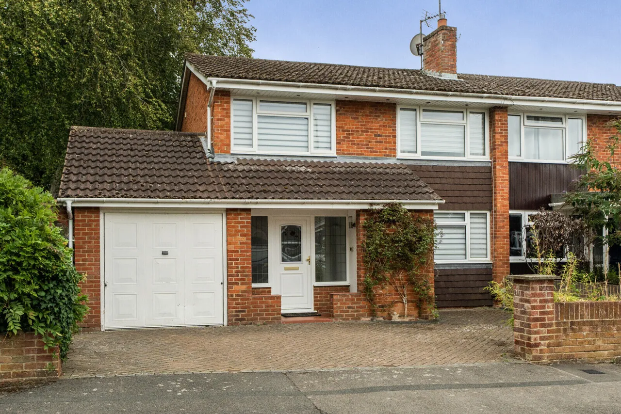 3 bed house for sale, Ullswater Drive, Tilehurst, RG31