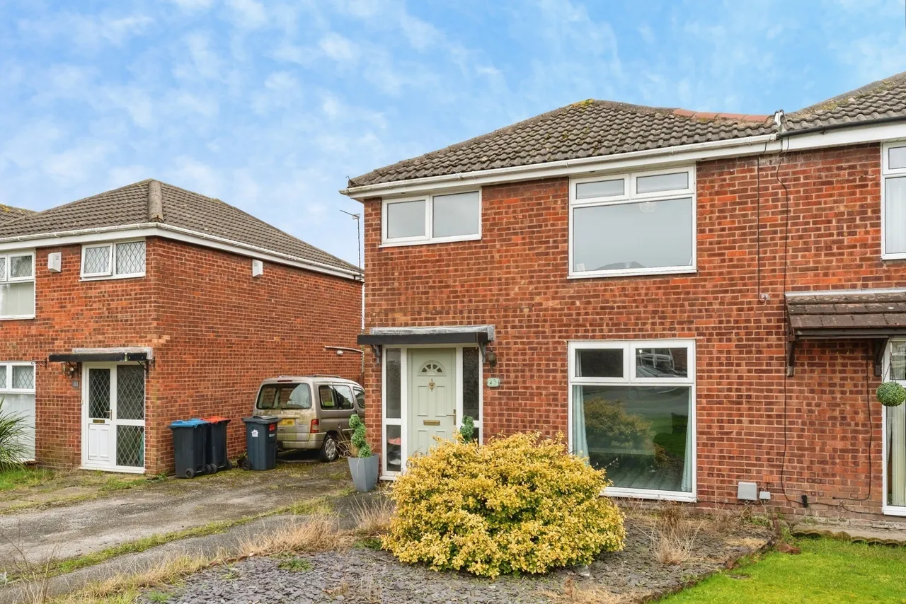 3 bed house for sale, Hallfield Drive, Elton, CH2