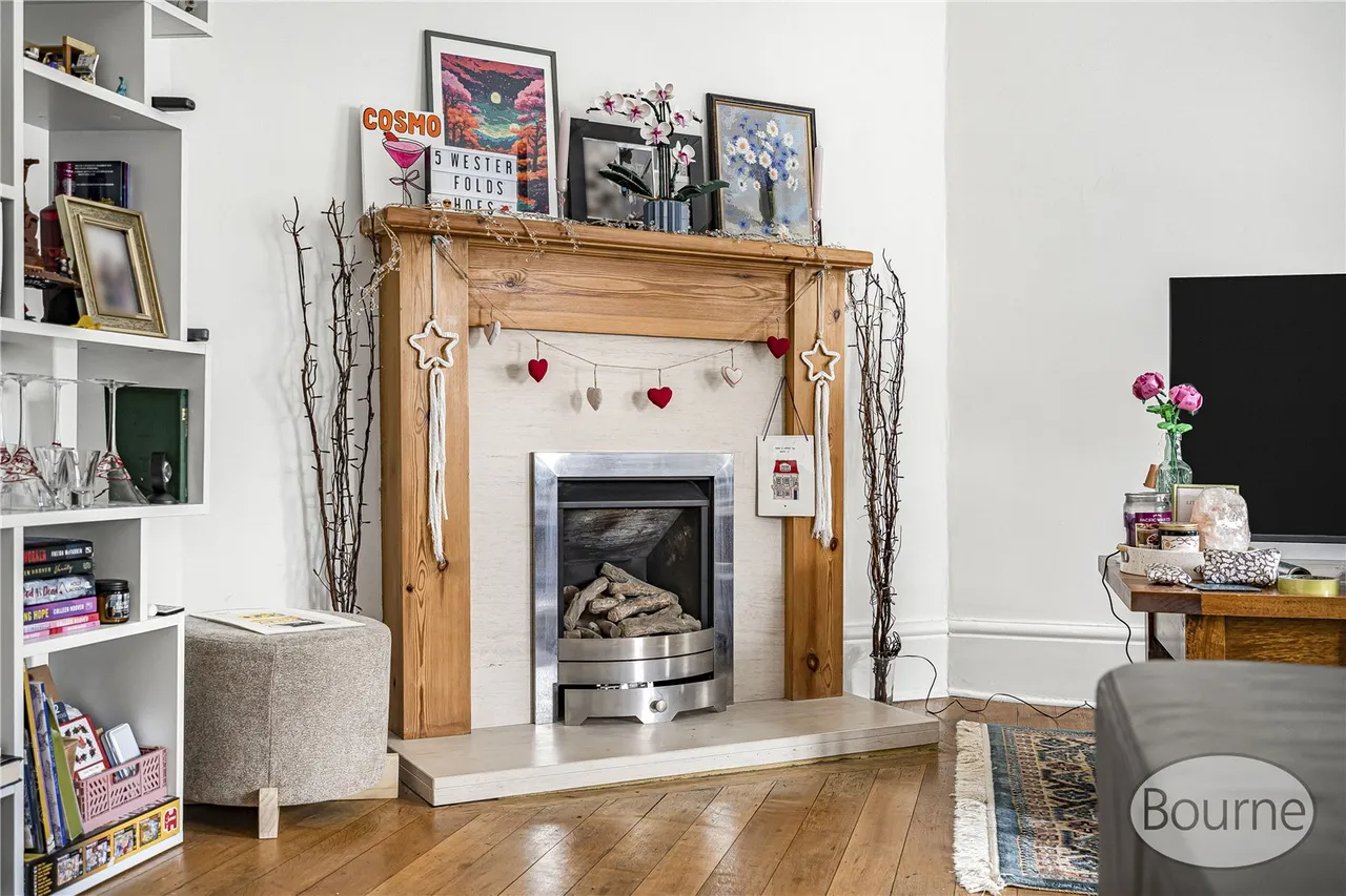 Sandy Lane, Woking, GU22, photo 6