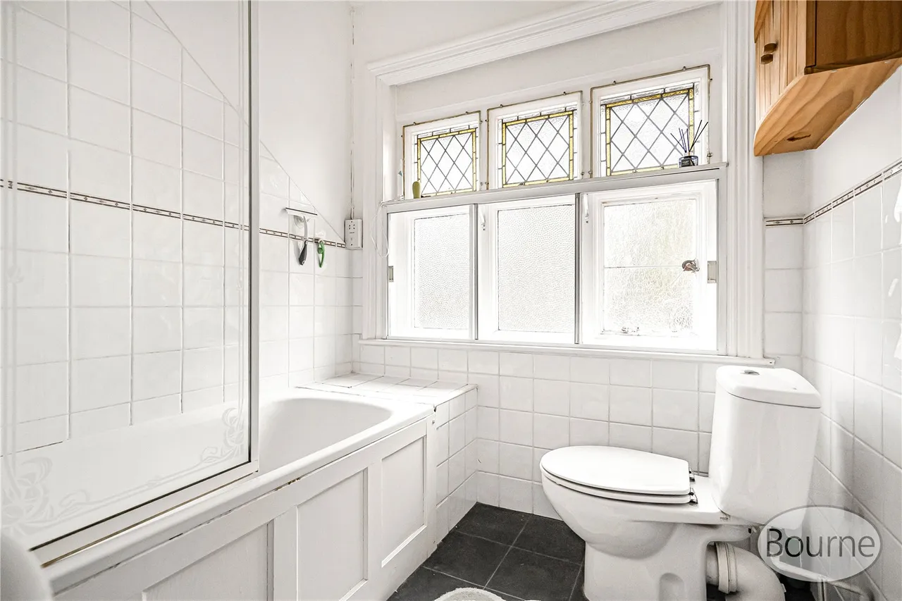 Sandy Lane, Woking, GU22, photo 11