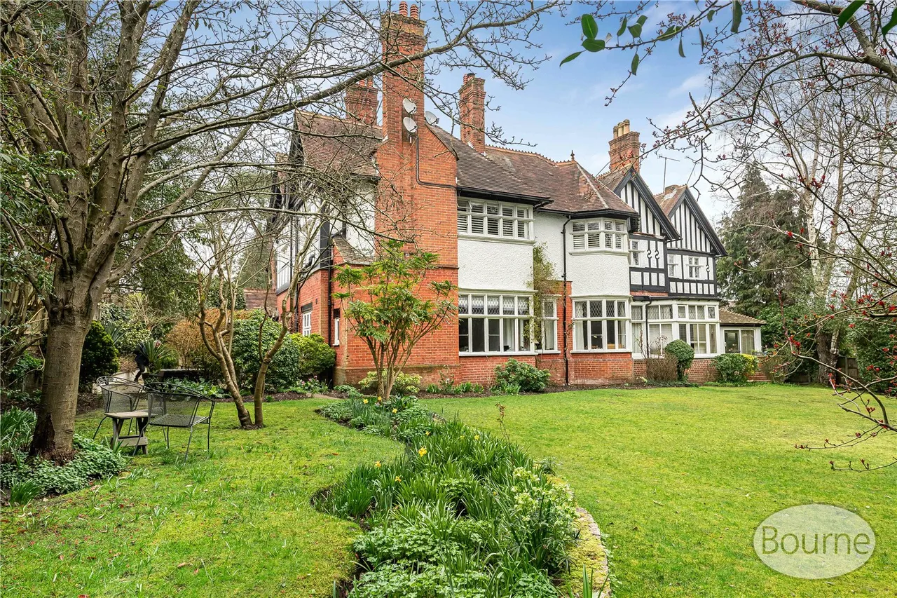 Sandy Lane, Woking, GU22, photo 16