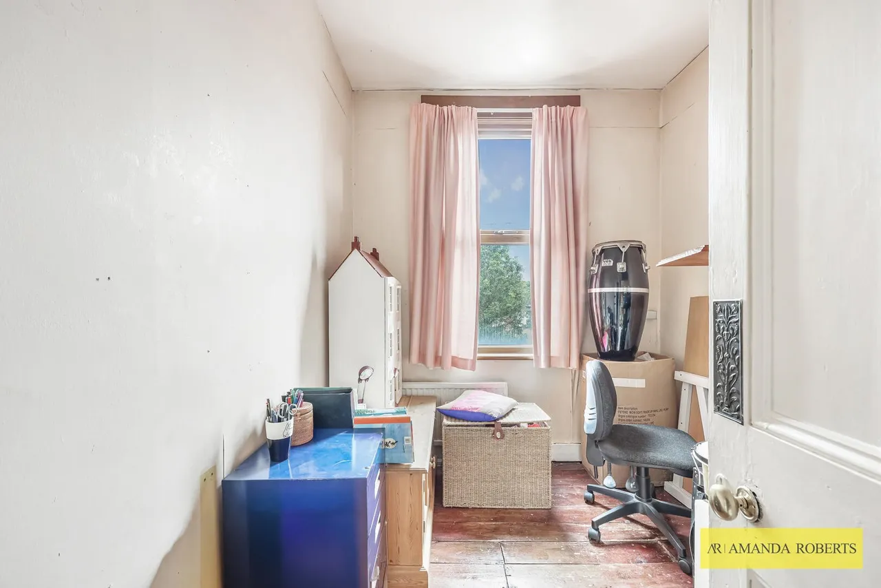 Leighton Road, Enfield, photo 15